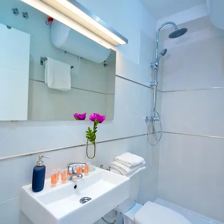 The Zentral & Apartamento *