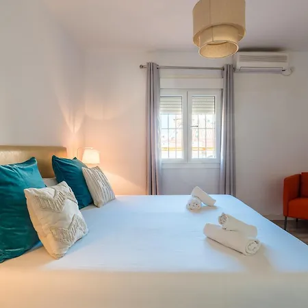 The Zentral & Apartamento